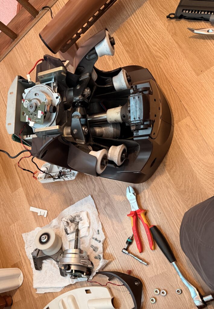 Fachgerechte Arbeit an einem Treppenlift